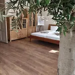 Central Apartments דירה *
